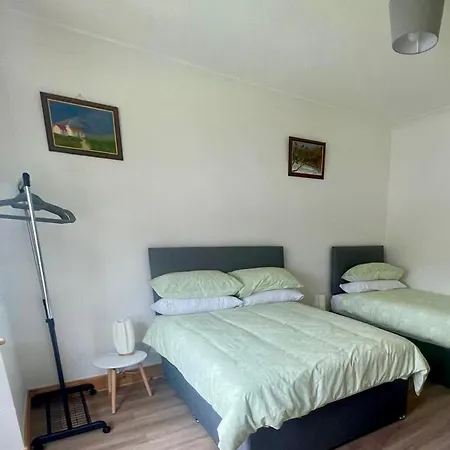 Casa vacanze Town Church View Carrick on Shannon